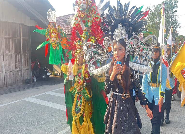 Kegiatan Pawai HUT Ke-46 SMPN 2 Tenggarong (Dok. SMPN 2 Tenggarong)