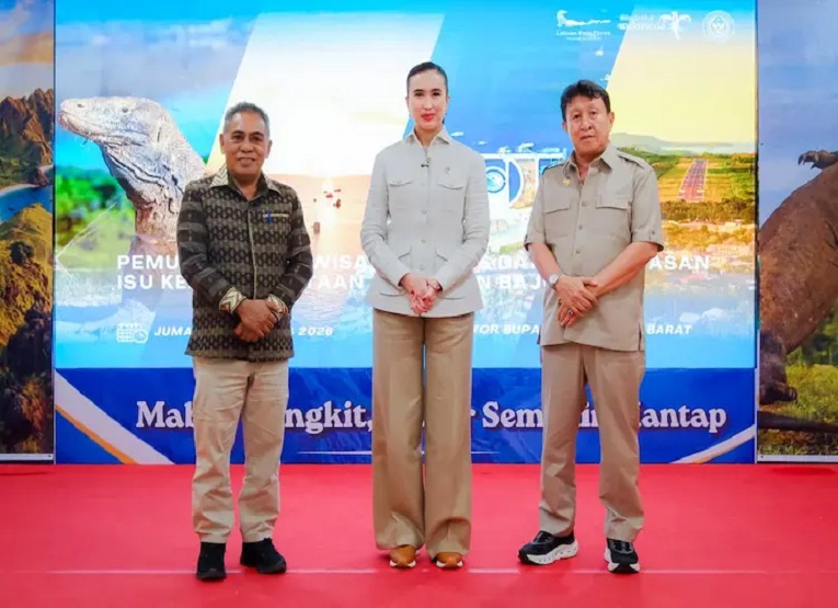 Menpar Widiyanti Bertemu Ekosistem Pariwisata Labuan Bajo, Dorong Pemulihan dan Penguatan Ketangguhan Destinasi Pascagempa. (Dok. Kementerian Pariwisata)