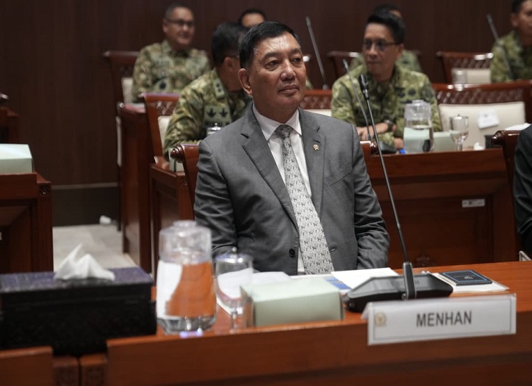 Menteri Pertahanan Republik Indonesia (Menhan RI) Sjafrie Sjamsoeddin menghadiri Rapat Kerja (Raker) Komisi I DPR RI. (Dok. Kementerian Pertahanan)