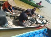 Nelayan Asal Loa Janan Diduga Tenggelam di Sungai Mahakam, Tim Gabungan Masih Lakukan Pencarian 9 Proses Pencarian Korban Hilang di Perairan Desa Jembayan, Kecamatan Loa Kulu (Dok. Polres Kukar)
