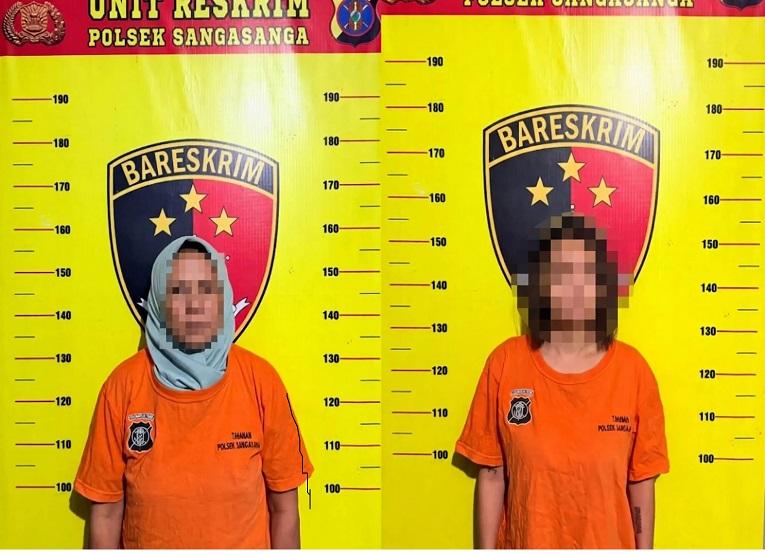 Kedua Pelaku Saat di Amankan Petugas Kepolisian. (Dok. Polsek Sangasanga)