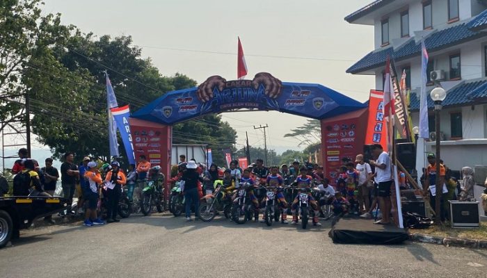 650 Rider Ramaikan Arjuna Cinta Alam Kukar 2026, Jelajahi Pesona Alam Bukit Biru