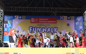 Semarak HUT RI & PANRB, Fun Walk Hingga Doa untuk NTT-Kalimantan 2 Suasana semarak Fun Walk Kementerian PANRB Tahun 2026, di Jakarta. (Dok. Kementerian Pendayagunaan Aparatur Negara dan Reformasi Birokrasi)