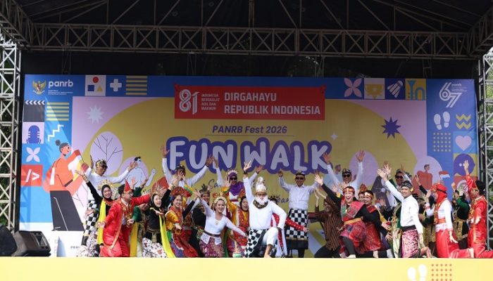 Semarak HUT RI & PANRB, Fun Walk Hingga Doa untuk NTT-Kalimantan