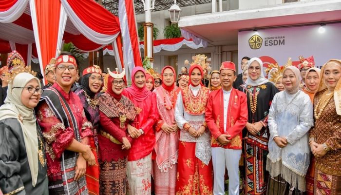 Pimpin Upacara HUT ke-81 RI, Bahlil Usung Semangat Persatuan dan Kemandirian Energi