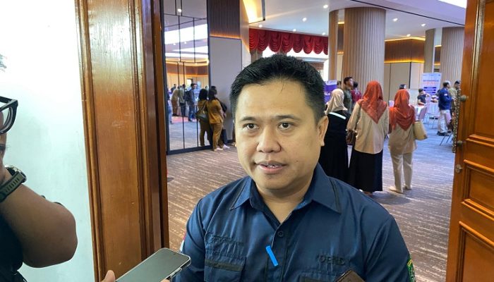 Dorong Usaha Mandiri, Disnaker Kukar Beri Pelatihan dan Bantuan Perbengkelan untuk Warga Muara Wis