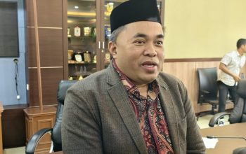 Ketua DPRD Kukar Ahmad Yani (Foto : Andri/dutakaltimnews.com)