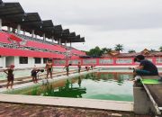 Suasana Atlet Akuatik Latihan di Stadion Rondong Demang Tenggarong. (Dok. Akuatik Kukar)