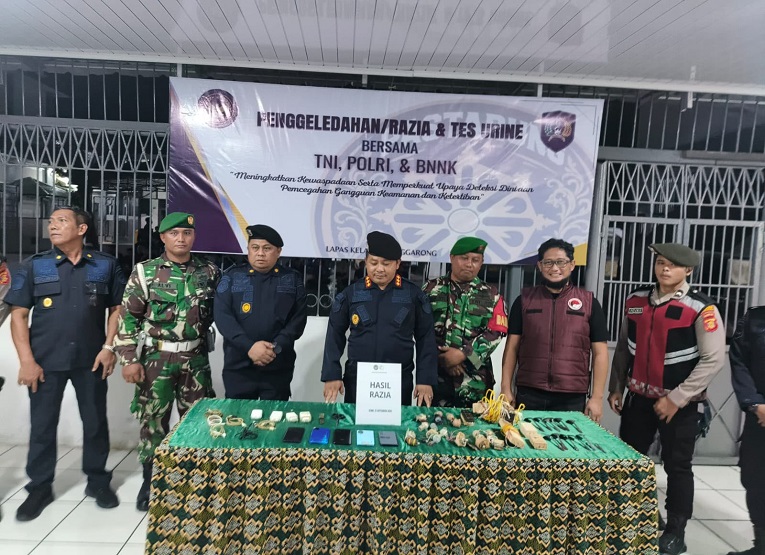 Penampakan Barang Hasil Razia Yang di Sita Oleh Petugas. (Dok. Humas Lapas Lapas Kelas IIA Tenggarong)