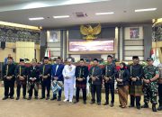 HUT ke 244 Tenggarong, Pemkab Kukar Dorong Pelayanan Pemerintahan Makin Humanis 9 Rapat Paripurna Istimewa dalam rangka memperingati Hari Ulang Tahun (HUT) ke 244 Kota Tenggarong. (Van/dutakaltimnews.com)