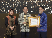 Kementerian Dalam Negeri (Kemendagri) meraih penghargaan pada kategori kementerian dalam Anugerah Hari Statistik Nasional Tahun 2026. (Dok. Kementerian Dalam Negeri)