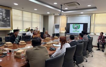 Rapat Persiapan Pelaksanaan MTQ ke- 46 Tahun 2026 Tingkat Provinsi Kalimantan Timur, di Ruang Rapat Sekda Kukar. (Van/dutakaltimnews.com)