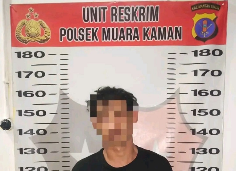 Pelaku Saat Diamankan di Polsek Muara Kaman (Dok. Polsek Muara Kaman)