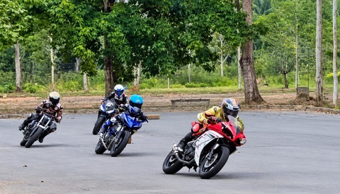 Dihantam Kabut Asap dan Cuaca Ekstrem, Latihan Pembalap IMI Kukar Dikurangi