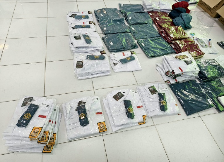 Seragam Sekolah Program Gratis Pol di SLB Negeri Tenggarong (Foto : Andri/dutakaltimnews.com)