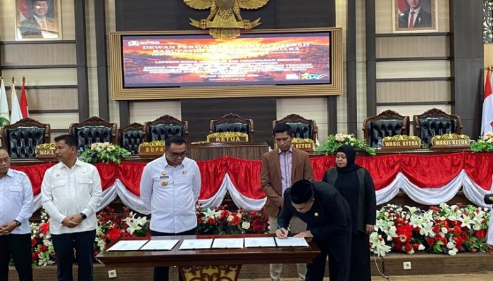 APBD Perubahan 2026 Disahkan,    DPRD Kukar Soroti Percepatan Program Pembangunan
