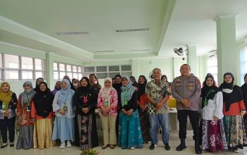 Sosialisasi dan Edukasi Program KB dan Kontrasepsi serta Pelayanan KB Gratis di Puskesmas Rapak Mahang. (Van/dutakaltimnews.com)