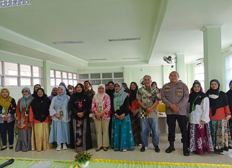 Sosialisasi dan Edukasi Program KB dan Kontrasepsi serta Pelayanan KB Gratis di Puskesmas Rapak Mahang. (Van/dutakaltimnews.com)