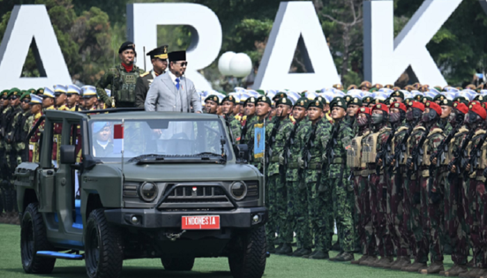 Menkeu Suahasil Hadiri HUT ke-81 TNI, Presiden Prabowo Dorong TNI Terus Hadir untuk Rakyat