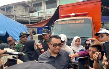 Bupati Kukar, Aulia Rahman Basri.