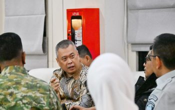 Menteri Perhubungan Dudy Purwagandhi menyampaikan keprihatinannya atas peristiwa kebakaran kapal. (Dok. Kementerian Perhubungan Republik Indonesia)