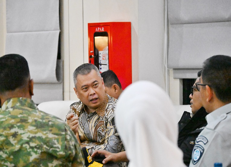 Menteri Perhubungan Dudy Purwagandhi menyampaikan keprihatinannya atas peristiwa kebakaran kapal. (Dok. Kementerian Perhubungan Republik Indonesia)