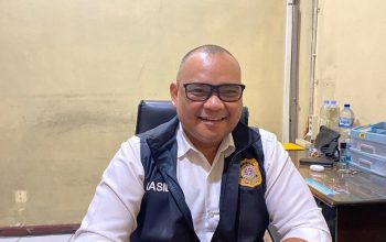 Kepala Bidang Penegakan Produk Hukum Daerah (PPHD) Satpol PP Kukar, Rasidi. (Van/dutakaltimnews.com)