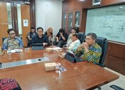 Rapat Persiapan Pelaksanaan MTQH Ke-46 Tahun 2026 Tingkat Provinsi Kaltim di Kabupaten Kukar, Bertempat di Ruang Rapat Sekda Kukar. (Van/dutakaltimnews.com)