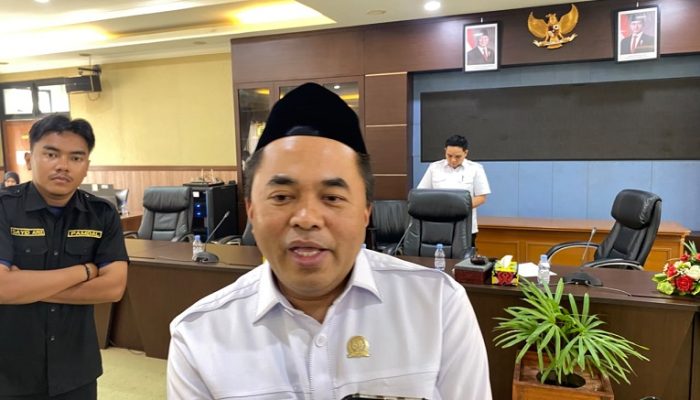 DPRD Kukar Soroti Antrean BBM yang Makan Badan Jalan Meski SPBU Buka 24 Jam