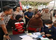 Kegiatan Layanan Gratis Polres Kukar di Warung Ojol Polres Kukar (Dok. Humas Polres Kukar)