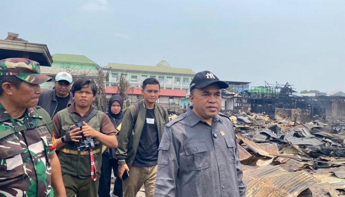 DPRD Kukar Tinjau Korban Kebakaran di Jalan AM Alimuddin dan Salurkan Bantuan