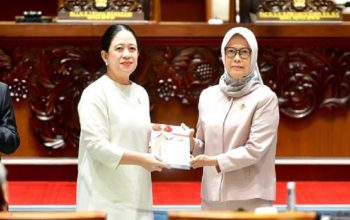 Serahkan IHPS I Tahun 2026 kepada DPR, BPK Dorong Sinergi Perbaikan Tata Kelola 3 Isma Yatun saat menyampaikan IHPS tersebut kepada Dewan Perwakilan Rakyat (DPR), dalam sidang paripurna DPR, di Jakarta. (Dok. Badan Pemeriksa Kuangan Republik Indonesia)