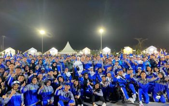 Kontingen Kukar saat pelepasan untuk mengikuti lima ajang olahraga tingkat Provinsi Kalimantan Timur 2026 di Arbizz Space, Tenggarong, Jumat (30/10/2026). (Irvan/dutakaltimnews.com)