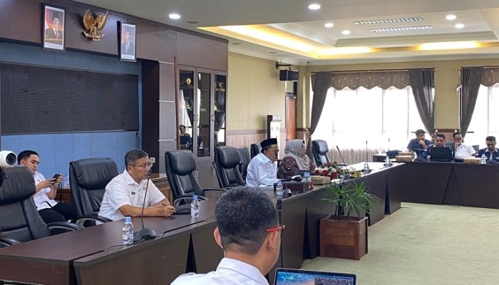 Pemkab Kukar Tindak Lanjuti Permohonan Aset SMK Geologi dan Hibah Lahan Gudang Bulog