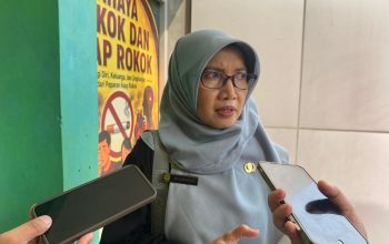 DP2KB Kukar Pastikan Pelayanan KB dan Pembinaan Keluarga Tetap Berjalan 3 Sekretaris DP2KB Kukar, Sri Lindawati. (Van/dutakaltimnews.com)