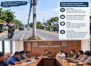 Ilustrasi Tiang Telkom di Tengah Jalan Sangasanga Dalam (Dok. Istimewa)